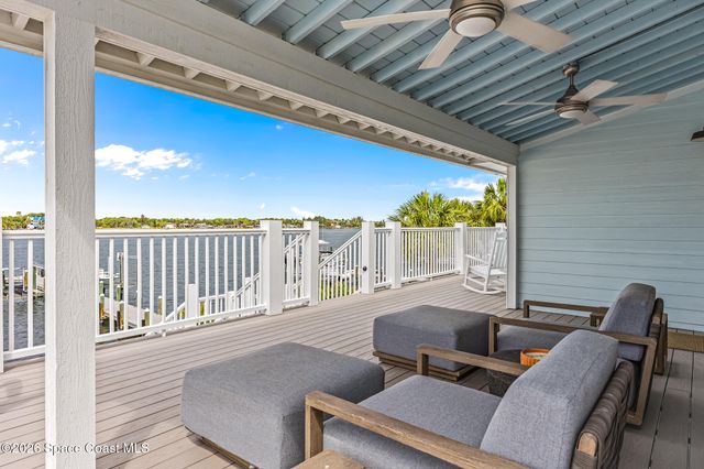 17 Vip Island A, Grant, FL 32949