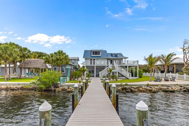 17 Vip Island A, Grant, FL 32949