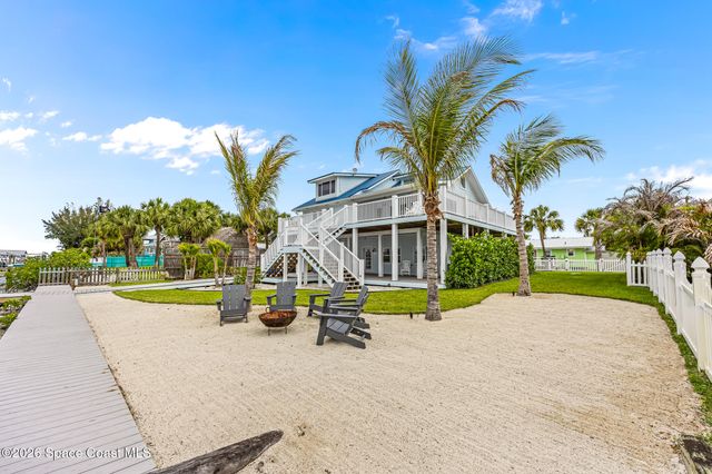 17 Vip Island A, Grant, FL 32949
