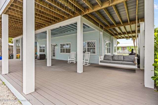 17 Vip Island A, Grant, FL 32949