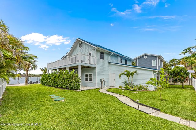 17 Vip Island A, Grant, FL 32949