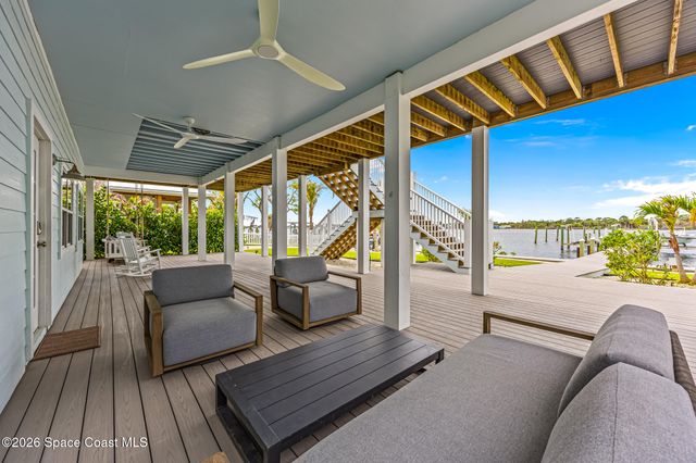 17 Vip Island A, Grant, FL 32949