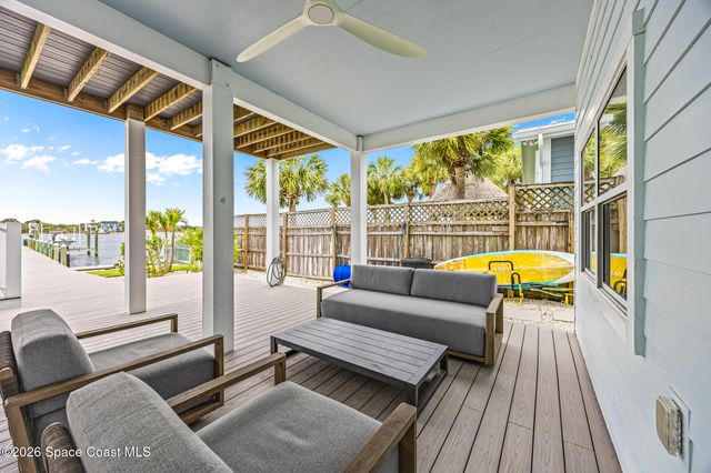 17 Vip Island A, Grant, FL 32949