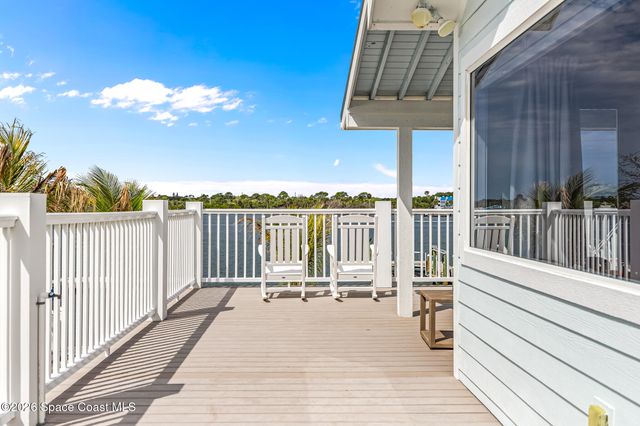 17 Vip Island A, Grant, FL 32949