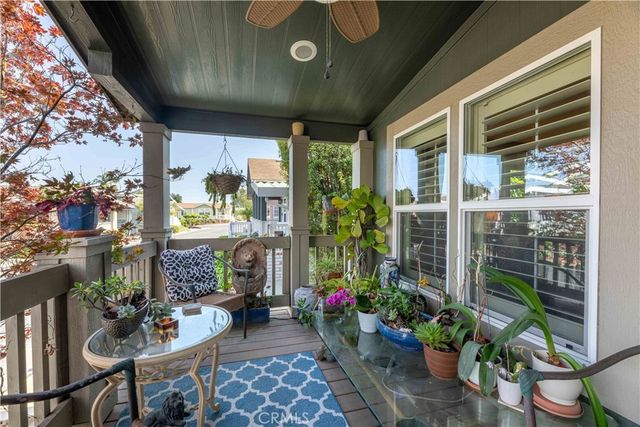 10681 Oak, Los Alamitos, CA 90720