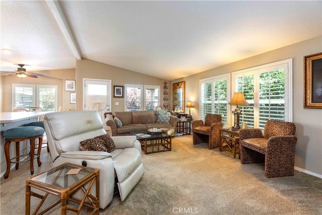 10681 Oak, Los Alamitos, CA 90720