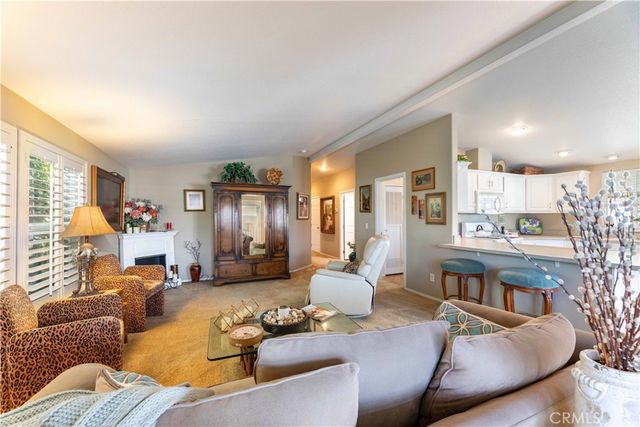 10681 Oak, Los Alamitos, CA 90720