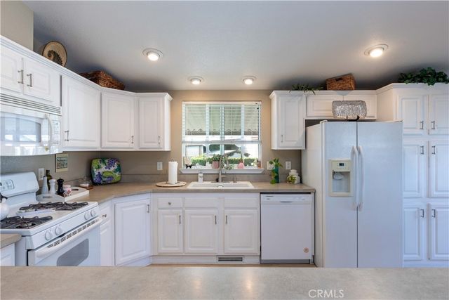 10681 Oak, Los Alamitos, CA 90720