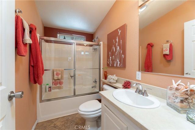 10681 Oak, Los Alamitos, CA 90720