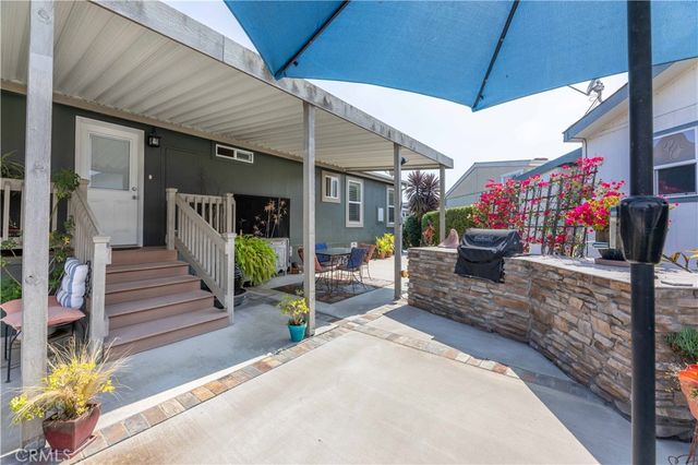10681 Oak, Los Alamitos, CA 90720