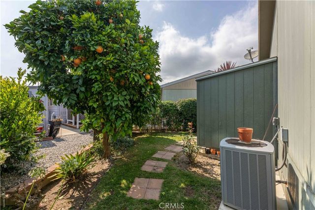 10681 Oak, Los Alamitos, CA 90720