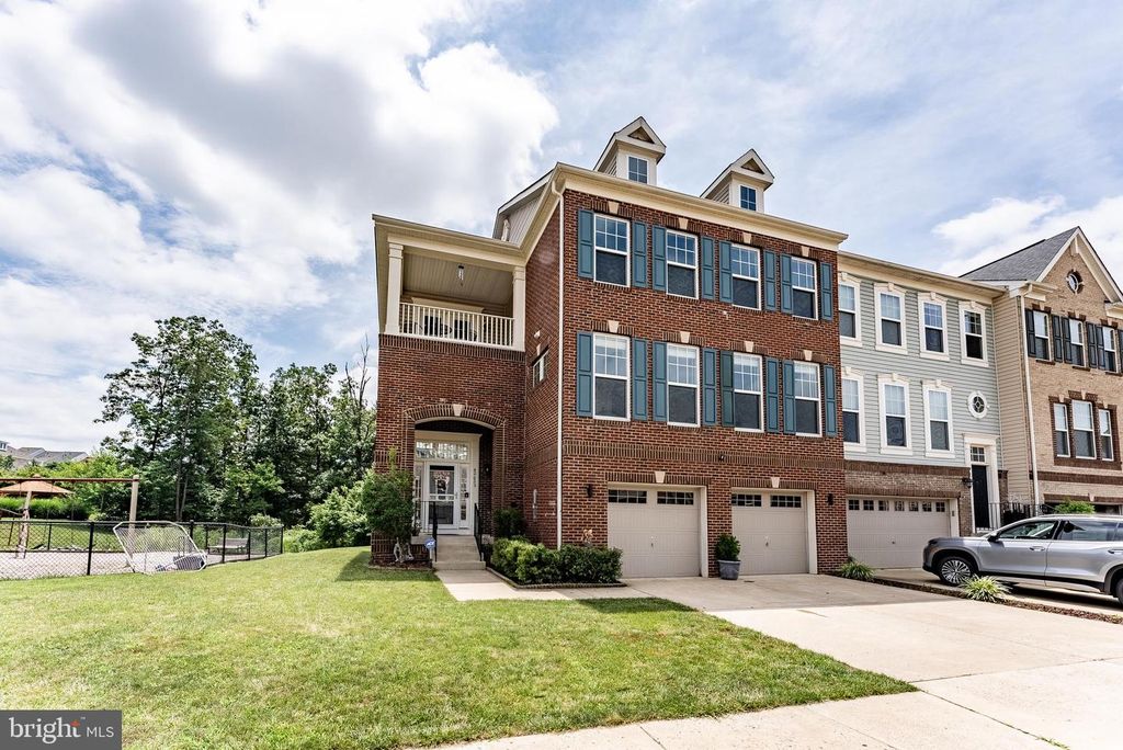 42629 BECKETT TER, Ashburn, VA 20148