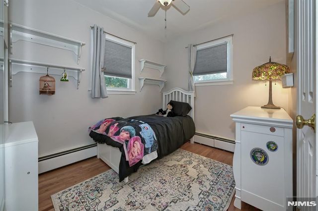 30 Heather Lane, Bloomingdale, NJ 07403