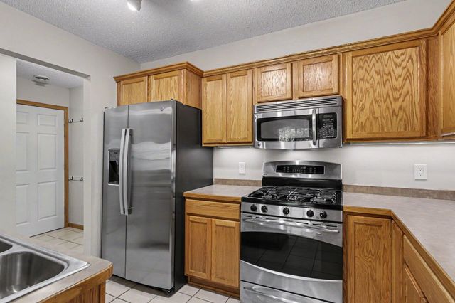 6125 32nd Avenue N, Crystal, MN 55422