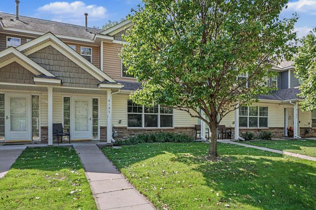6125 32nd Avenue N, Crystal, MN 55422