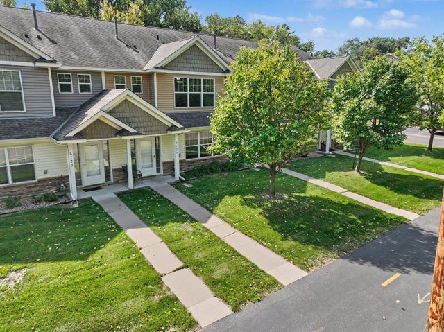 6125 32nd Avenue N, Crystal, MN 55422