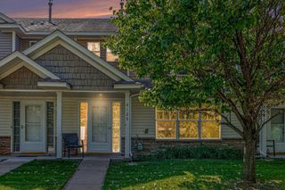 6125 32nd Avenue N, Crystal, MN 55422