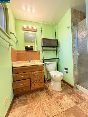 4072 Saint James Dr, El Sobrante, CA 94803