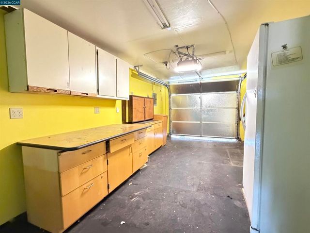 4072 Saint James Dr, El Sobrante, CA 94803