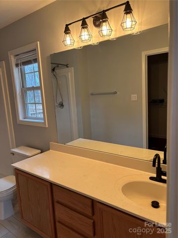 3413 Mooring Place, Sherrills Ford, NC 28673