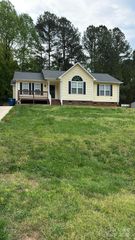 3413 Mooring Place, Sherrills Ford, NC 28673