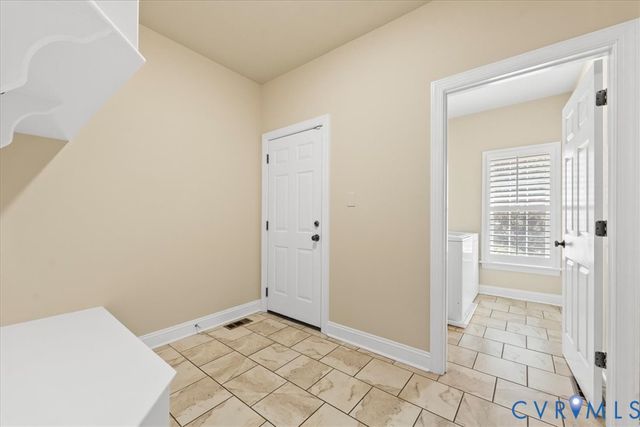 12709 Wyndham West Dr, Glen Allen, VA 23059