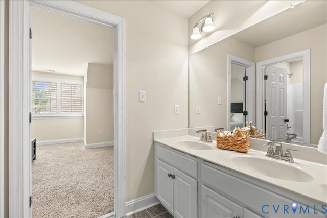 12709 Wyndham West Dr, Glen Allen, VA 23059