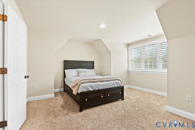 12709 Wyndham West Dr, Glen Allen, VA 23059