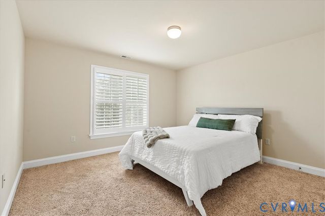 12709 Wyndham West Dr, Glen Allen, VA 23059