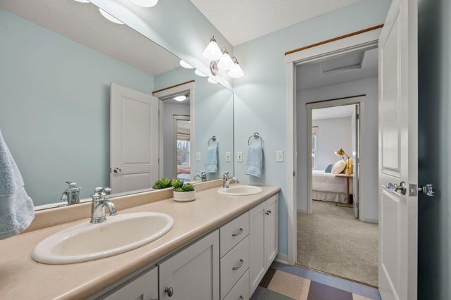 14108 Jardin Avenue N, Hugo, MN 55038