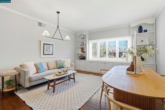 2117 2117 Gill Port Ln., Walnut Creek, CA 94598