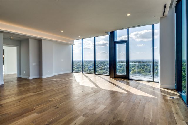 8119 Douglas Avenue 1402, Dallas, TX 75225
