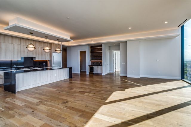 8119 Douglas Avenue 1402, Dallas, TX 75225