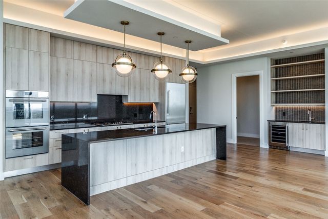 8119 Douglas Avenue 1402, Dallas, TX 75225