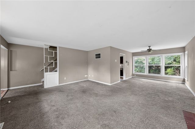 1933 Burroughs Drive, Dayton, OH 45406