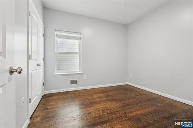 421 Liberty Avenue, Jersey City, NJ 07307