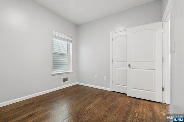 421 Liberty Avenue, Jersey City, NJ 07307