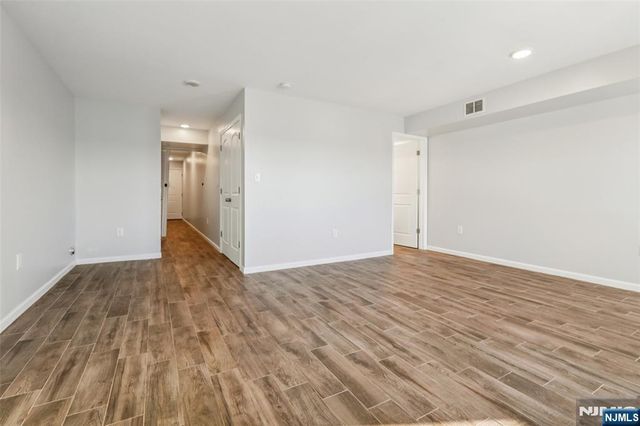 421 Liberty Avenue, Jersey City, NJ 07307