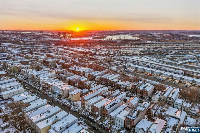 421 Liberty Avenue, Jersey City, NJ 07307