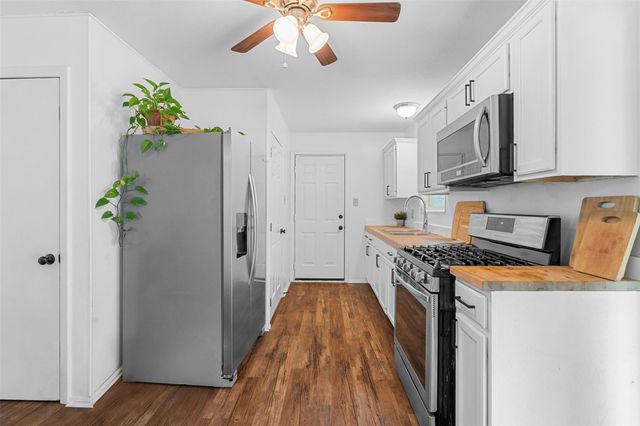 617 Johnson ST, Bertram, TX 78605