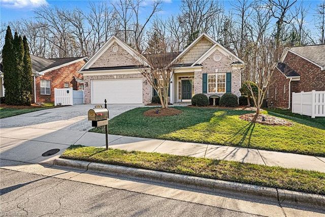 126 Heritage Hill Drive, Jamestown, NC 27282