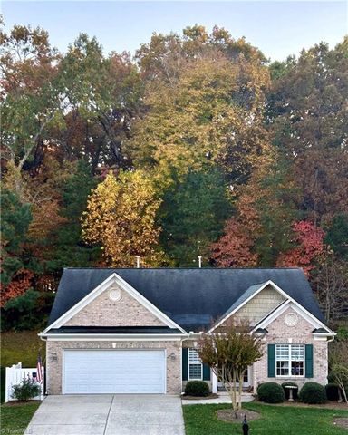 126 Heritage Hill Drive, Jamestown, NC 27282