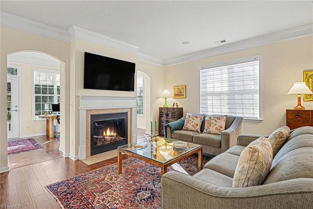 126 Heritage Hill Drive, Jamestown, NC 27282