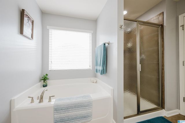 331 GLEN CROSS WAY, Trussville, AL 35173