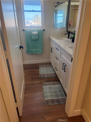 2600 Newport Blv 310, Newport Beach, CA 92663
