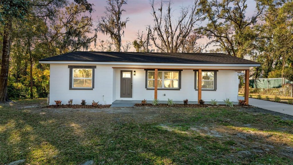 707 E GILCHRIST STREET, Plant City, FL 33563