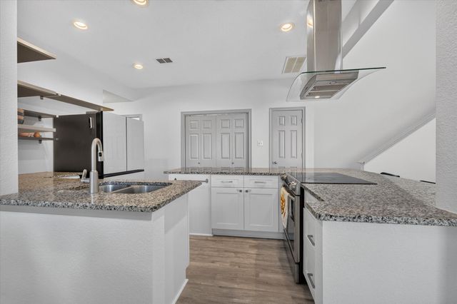 5646 Cancun Drive, North Richland Hills, TX 76180
