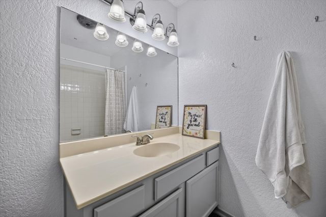 5646 Cancun Drive, North Richland Hills, TX 76180