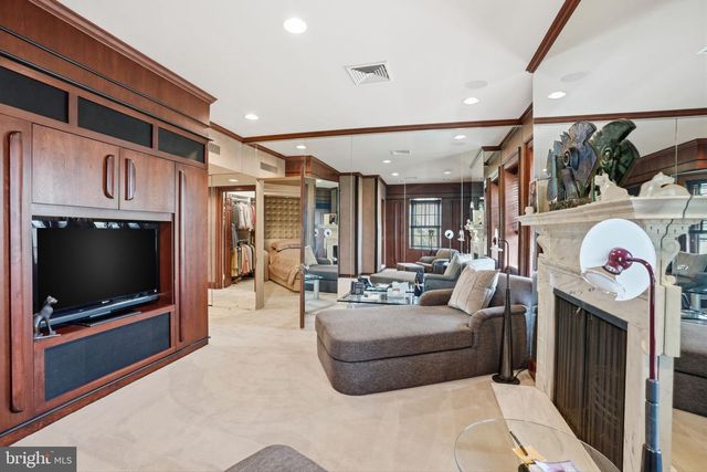 1035 WRIGHT DR, Huntingdon Valley, PA 19006
