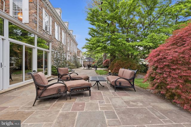 1035 WRIGHT DR, Huntingdon Valley, PA 19006